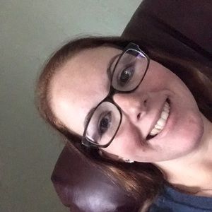 Meet your Posher, Monica